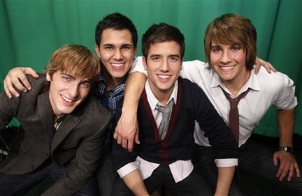 Big Time Rush takes the Comcast Theatre Stage September 2, 2012 at 7:00 p.m. 